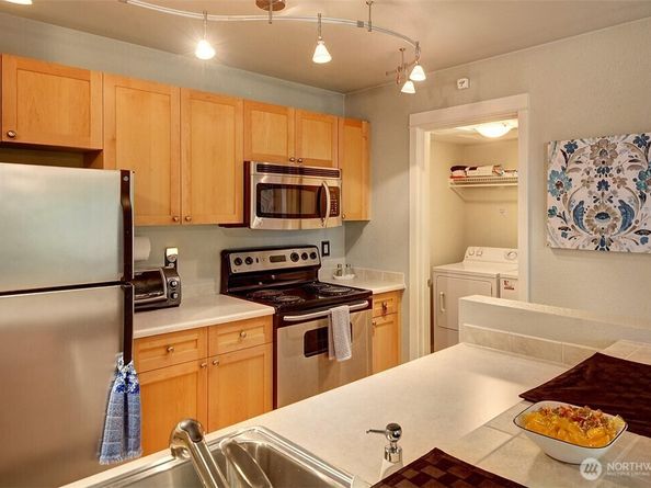 9805 Avondale Road NE T254, Redmond WA 98052