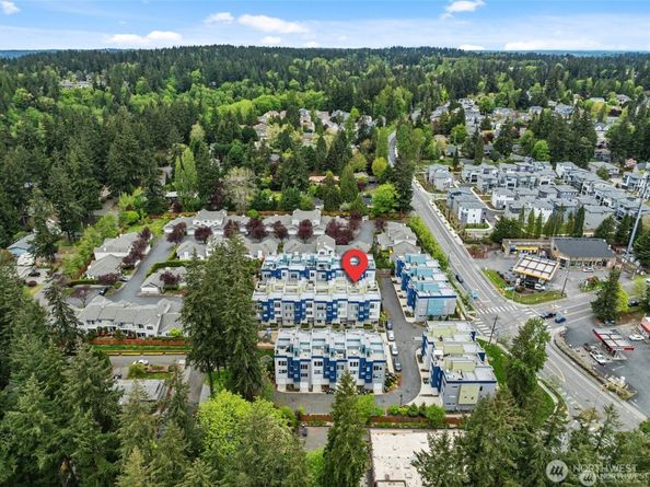 7629 NE 122nd Court 7, Kirkland WA 98034