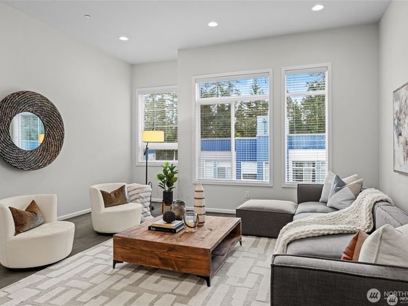 7629 NE 122nd Court 7, Kirkland WA 98034