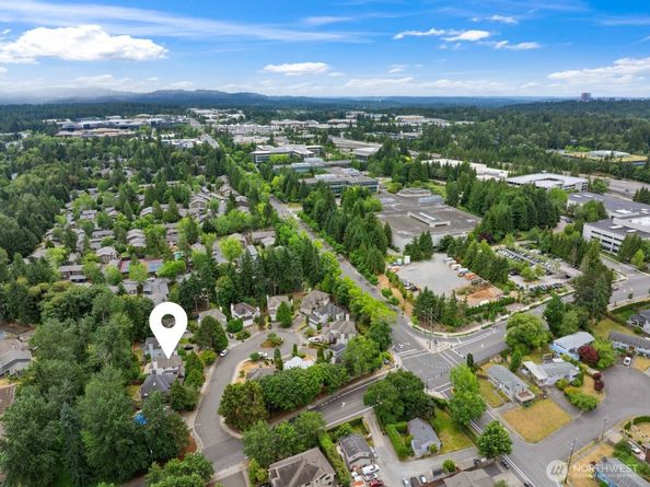 5044 157th Court NE, Redmond WA 98052