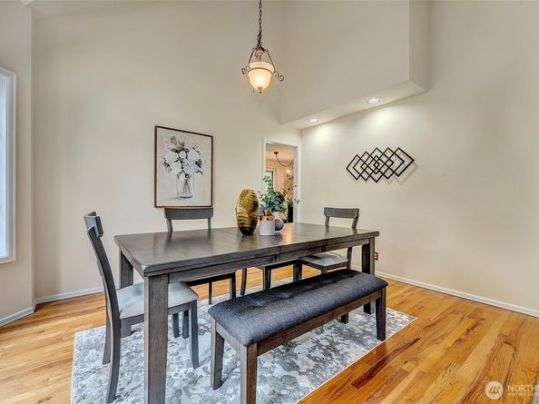 5044 157th Court NE, Redmond WA 98052