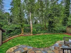5044 157th Court NE, Redmond WA 98052