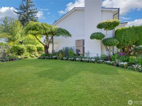 747 37th Street SE 9A, Auburn WA 98002