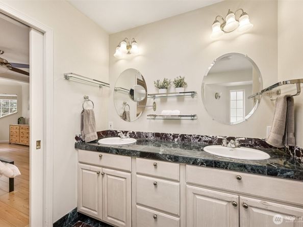 16653 178th Avenue NE, Woodinville WA 98072