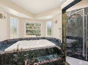 16653 178th Avenue NE, Woodinville WA 98072