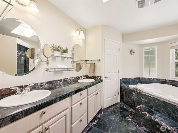 16653 178th Avenue NE, Woodinville WA 98072