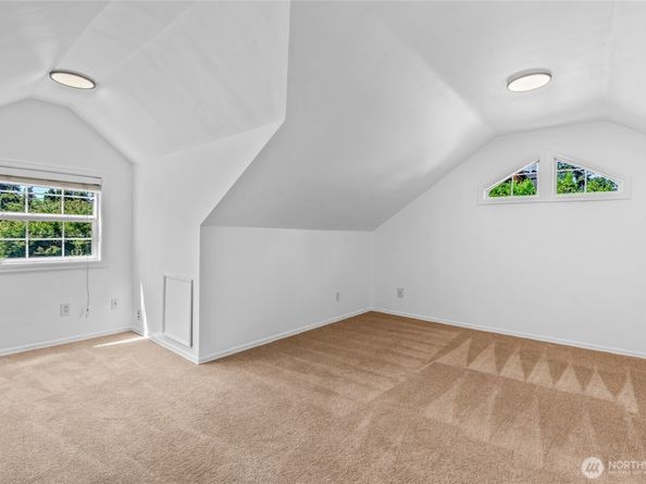 13008 132nd Avenue NE, Kirkland WA 98034