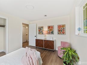 22720 90th Avenue W, Edmonds WA 98026