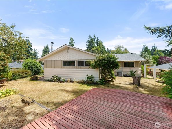 22720 90th Avenue W, Edmonds WA 98026