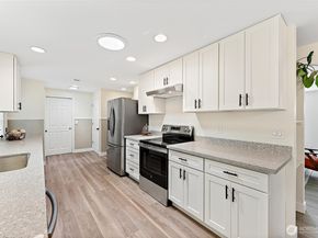 22720 90th Avenue W, Edmonds WA 98026