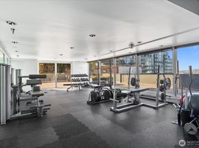 1415 2nd Avenue NE 1801, Seattle WA 98101