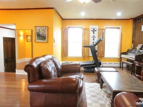 586 Hillside Street, Ridgefield NJ 07657