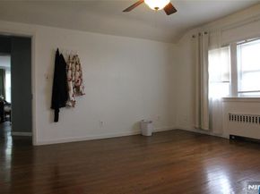 586 Hillside Street, Ridgefield NJ 07657