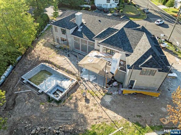 645 Summit Street, Englewood Cliffs NJ 07632