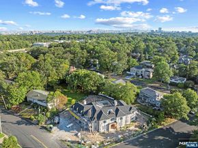 645 Summit Street, Englewood Cliffs NJ 07632