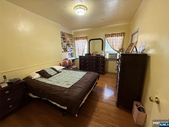 165 Lincoln Street, Jersey City NJ 07307