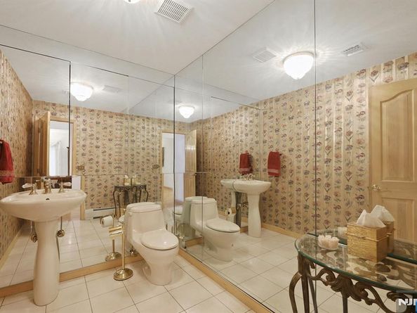 480 Morse Avenue, Ridgefield NJ 07657