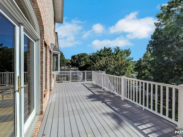 480 Morse Avenue, Ridgefield NJ 07657