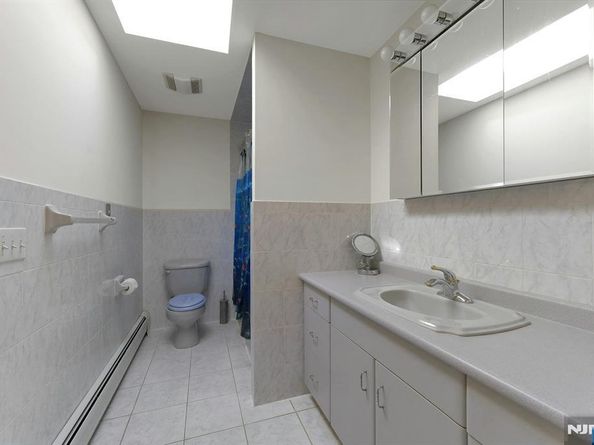 480 Morse Avenue, Ridgefield NJ 07657