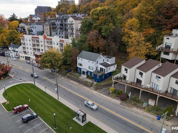 1106-1108 River Road, Edgewater NJ 07070