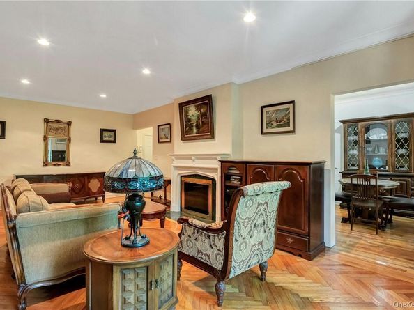 915 Wynnewood Road G2, Pelham NY 10803