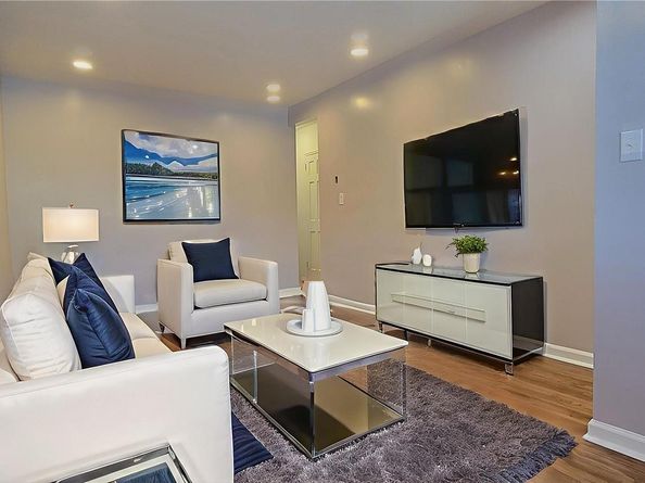 9809 Avenue K, Brooklyn NY 11236