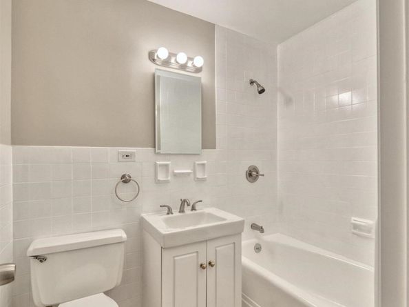 166-25 Powells Cove Boulevard 4D, Beechhurst NY 11357