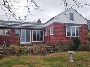 124 Mayhew Avenue, Babylon NY 11702