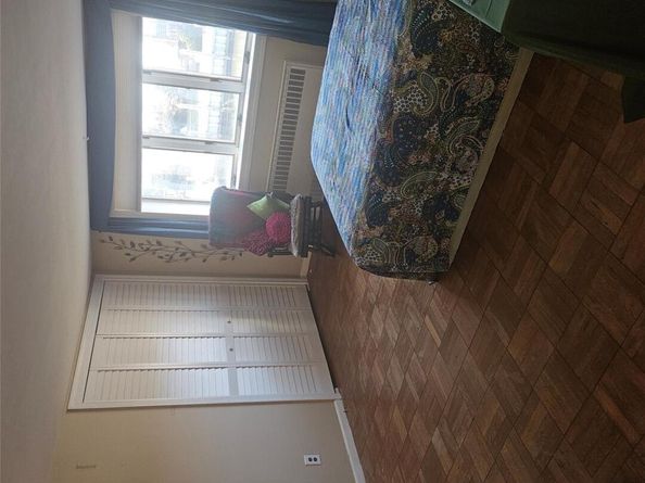 124 Mayhew Avenue, Babylon NY 11702