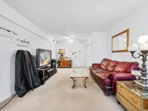 54-40 Little Neck Parkway 6k, Little Neck NY 11362