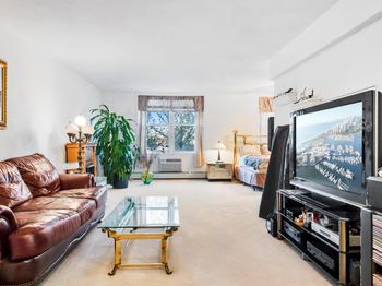 54-40 Little Neck Parkway