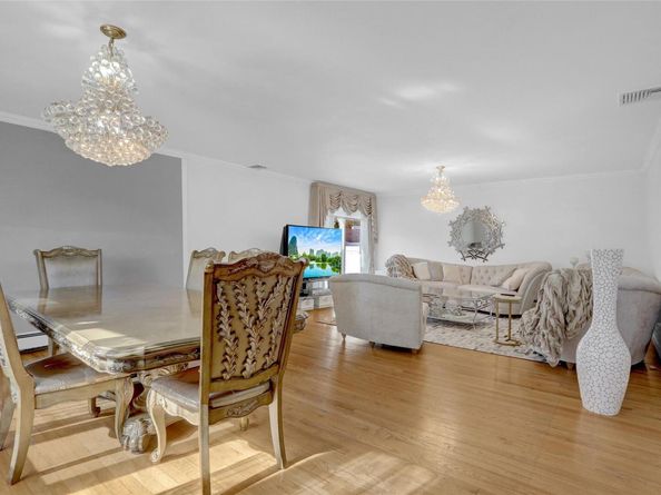 157 Cambridge Drive, Hicksville NY 11801