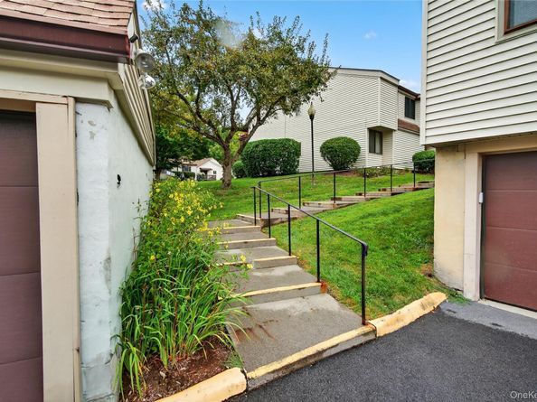 41 Jefferson Oval B, Yorktown Heights NY 10598