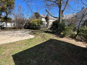 134 McKinley Avenue, Island Park NY 11558