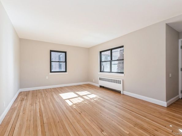 74-67 220th Street 101A, Oakland Gardens NY 11364