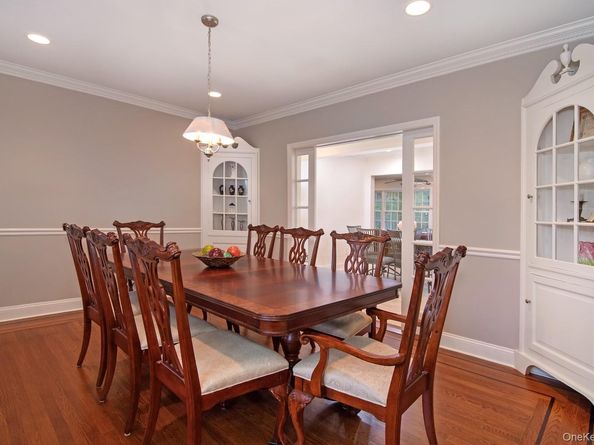 6 Hazen Street, Pelham NY 10803