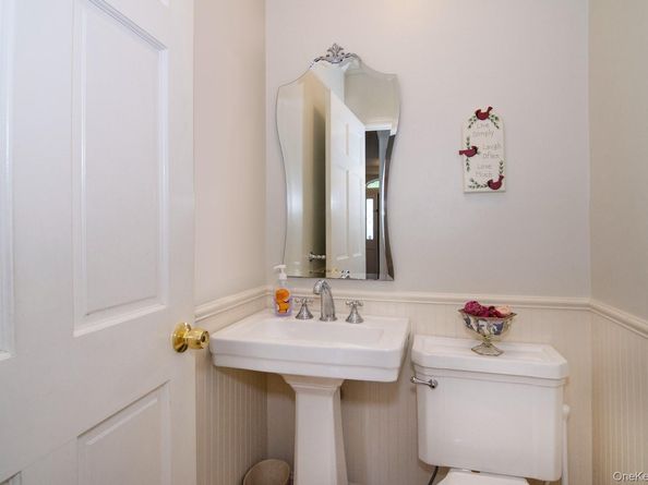 6 Hazen Street, Pelham NY 10803