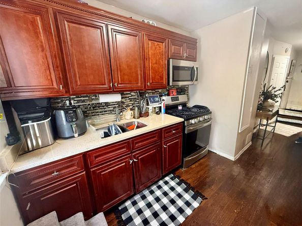 437 Torry Avenue, Bronx NY 10473