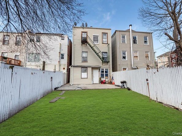 22 Jones Place, Yonkers NY 10703