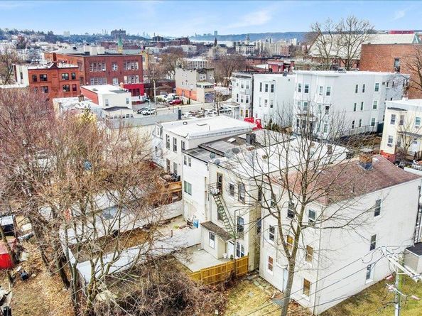 22 Jones Place, Yonkers NY 10703