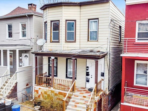 22 Jones Place, Yonkers NY 10703