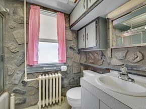 31 Edgewater Park A, Bronx NY 10465