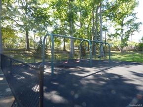 31 Edgewater Park A, Bronx NY 10465