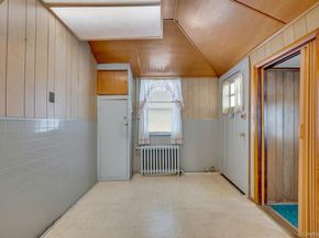 31 Edgewater Park A, Bronx NY 10465
