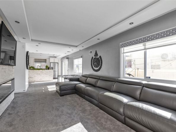 72-05 164th Street, Fresh Meadows NY 11365