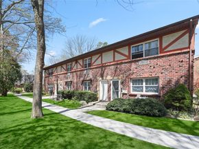 7 Glen Hollow Drive B45, Holtsville NY 11742