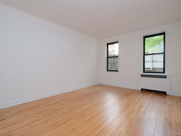 340 E Mosholu Parkway S 1A, Bronx NY 10458