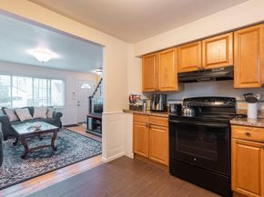 257 South 11th Street Street, Lindenhurst NY 11757