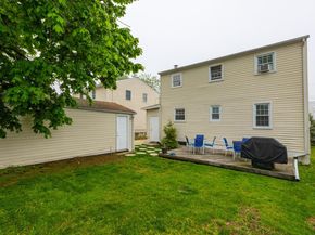 257 South 11th Street Street, Lindenhurst NY 11757