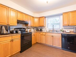 257 South 11th Street Street, Lindenhurst NY 11757